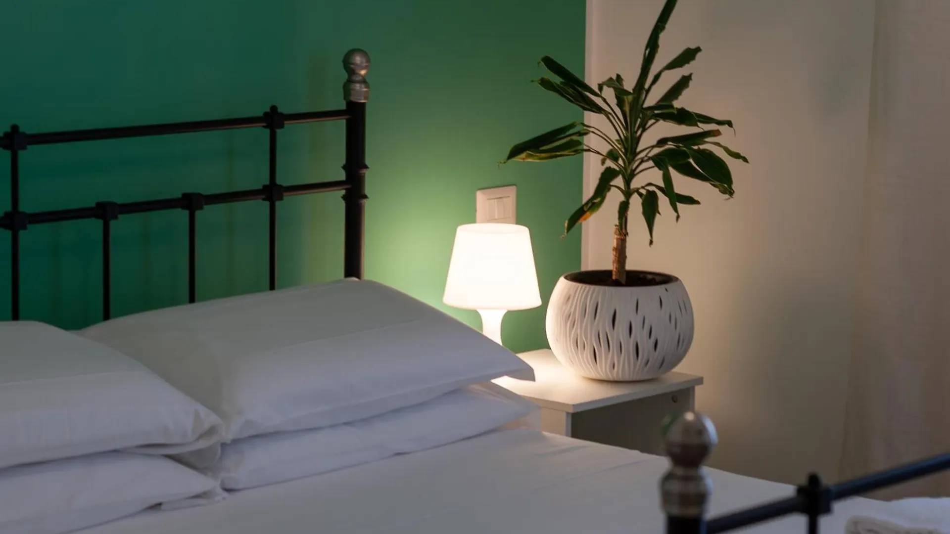 Magna Cura Bed and Breakfast Rome